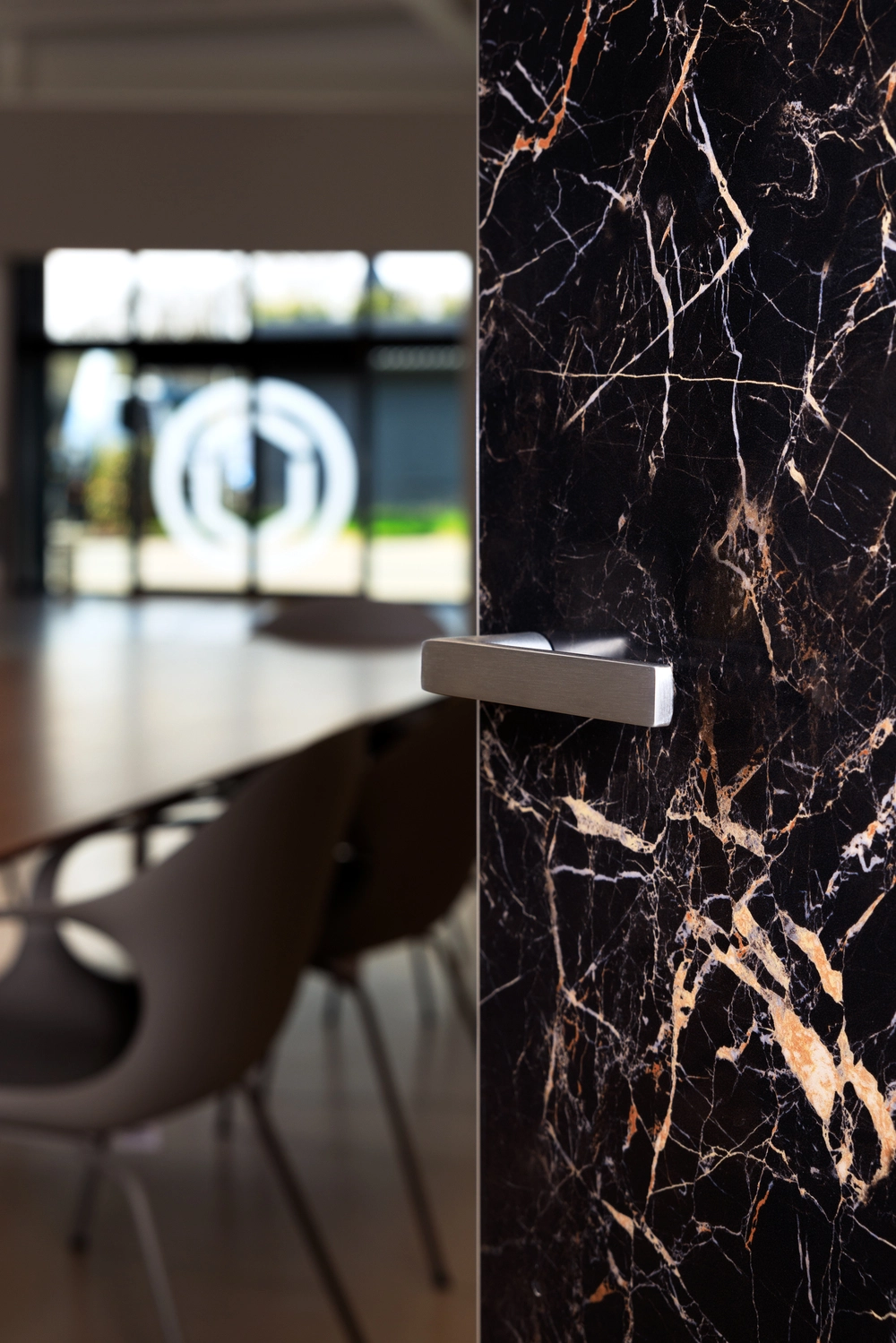 Klamka drzwiowa chrom satynowy (szczotkowany) VERUM Baar