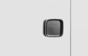 minimalistyczna klamka drzwiowa 6